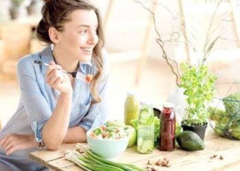 Vegetarians less vulnerable to cancer: Doctors