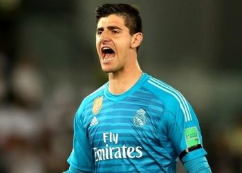 كورتوا ينتقد مدرب ريال مدريد