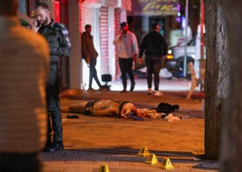 آخرها مساء أمس.. عملياتٌ نفذها فلسطينيون في آذار ضد الاحتلال بالداخل المحتل والقدس