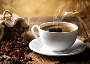 هل يُؤثر شرب القهوة على البصر ؟!