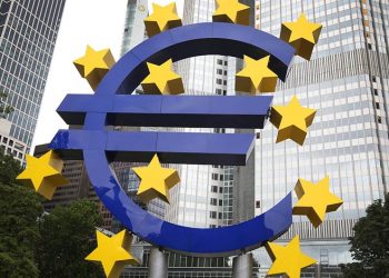 أوروبا تعتزم فرض جولة سادسة من العقوبات ضد روسيا