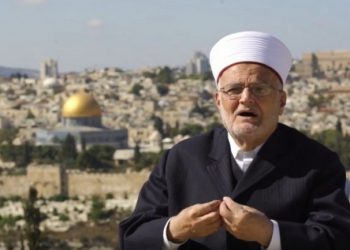 خطيب الأقصى: اقتحام الاحتلال الأقصى للتغطية على فشل “مسيرة الأعلام”