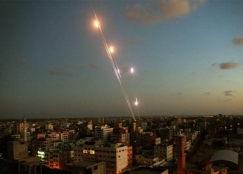 مصدر: حماس والجهاد تلقتا 150 مكالمة خلال 48 ساعة لـ"تطويق الأحداث"