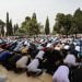 80 ألفا يؤدون "الجمعة" الأولى من رمضان في رحاب الأقصى 97 80 ألفا يؤدون "الجمعة" الأولى من رمضان في رحاب الأقصى