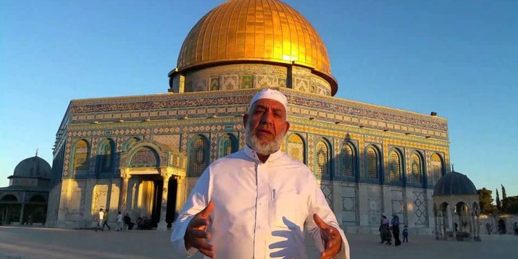 IOF bans Waqf officials from al-Aqsa Mosque for 6 months