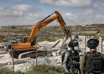 IOF orders demolition of Palestinian facilities in Issawiya