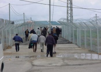 صحفي إسرائيلي: إغلاق معبر (إيرز) يعني خسارة خمسة ملايين شيكل للقطاع يومياً