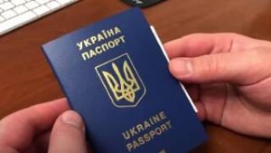 Russian forces seize Ukrainian passports in Crimea