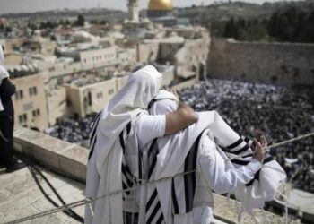 جماعات "الهيكل" تحدد موعداً لمحاكاة تقديم "قربان الفصح"