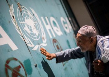 "المشتركة" تطالب مفوض أونروا بأفكار لجلب التمويل وليس لإنهاء الوكالة