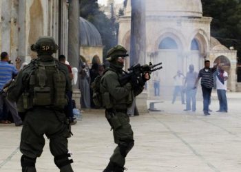 وزير الأوقاف الأردني يدين اعتداءات الاحتلال على المسجد الأقصى