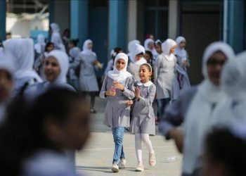 غزة.. “العمل الحكومي” تقرر تقديم موعد إجازة العيد لطلبة المدارس