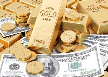 Gold falls, dollar to highest level in two years