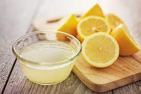 Drinking water with lemon on empty stomach has dangerous risks
