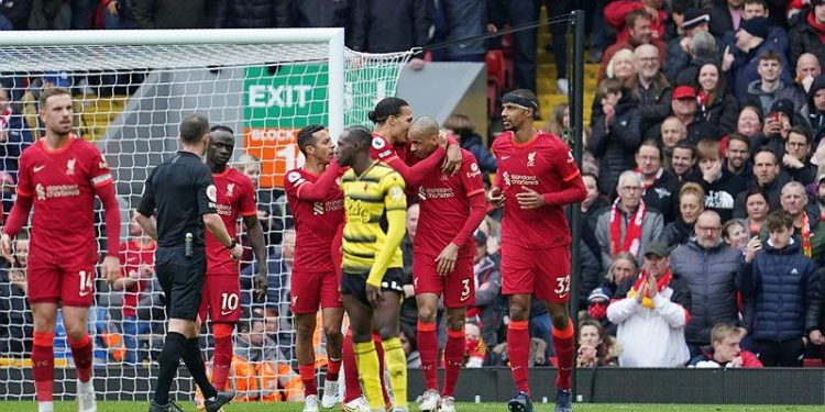 Liverpool goes top of EPL after defeating Watford 2-0