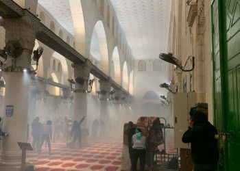 IOF storms Al Aqsa Mosque, tens Worshipers wounded   