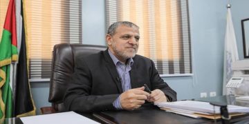 سهيل الهندي: ملتزمون بالاتفاق ونطالب الاحتلال بالتوقف عن العرقلة والاتهامات 1 سهيل الهندي