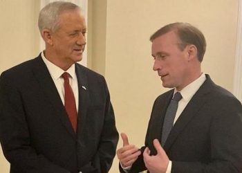 غانتس يناقش التطورات الأخيرة مع مستشار الأمن القومي الأمريكي