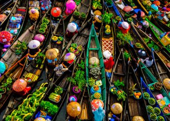 Thanks to Western sanctions, Russia is hoping for a trade boom with the South Asian country