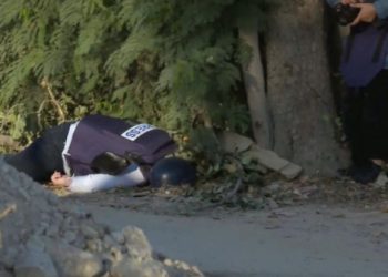 الاحتلال يحقق مع موظفة بالقدس استنكرت إعدام شيرين أبو عاقلة