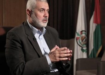 هنية يقدم تعازيه في وفاة الشيخ أحمد القطان