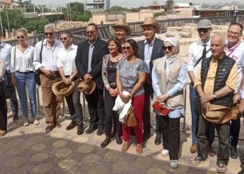 بالصور: السياحة تستقبل وفد الإتحاد الأوروبي ومنظمة اليونسكو بتل ام عامر الأثري