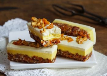 حلى التمر بالقشطة