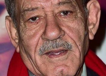 من هو الفنان الجزائري أحمد بن عيسى، وما سبب وفاته
