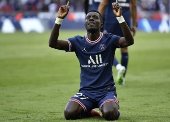 #كلنا_إدريس_غانا وسم يتصدر تويتر عربياً وعالمياً.. ما قصته؟