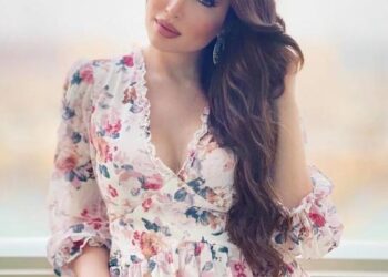 بالصور على شاطئ البحر.. نسرين طافش تستمتع بإجازتها الصيفية