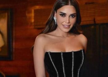 شاهد بالفيديو.. سيرين عبد النور تغني وأولادها يهدون والدهم قالب كيك في “يوم الأب”