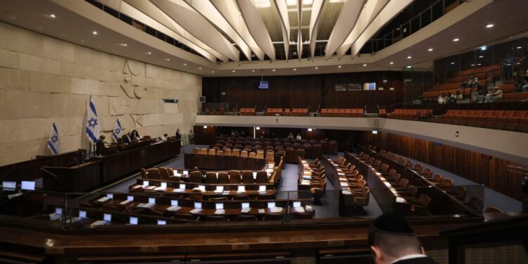 Israeli Knesset to dissolve by midnight, triggering early elections