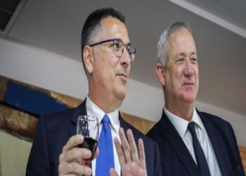 الاتصالات بين غانتس وساعر ستعمل سويًا في الانتخابات المقبلة