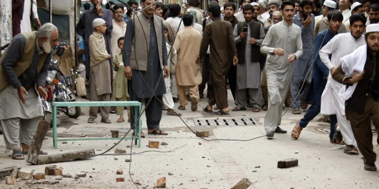 زلزال بقوة 6.1 درجة يهز أفغانستان وباكستان