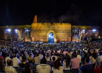 انطلاق مهرجان مراكش للضحك بعد عامين من التوقف