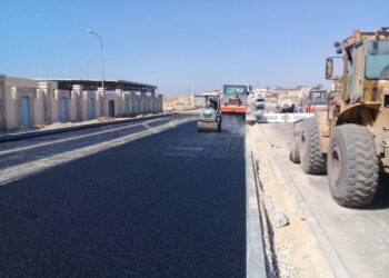 شاهد: استمرار الأعمال في شارع الرشيد الساحلي شمال القطاع