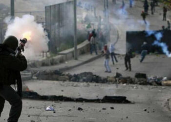 وزارة الصحة: إصابة خطيرة لشاب برصاص الاحتلال خلال مواجهات في مخيم الدهيشة