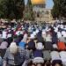عشرات الآلاف يؤدون صلاة الجمعة في المسجد الأقصى