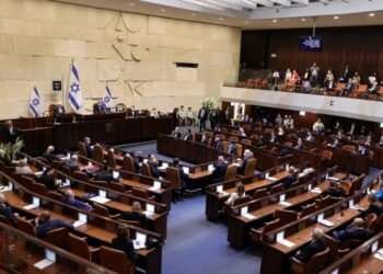 الكنيست يشهد تصويتًا حاسمًا قد يُطيح بحكومة بينيت