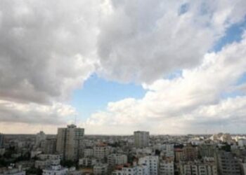 الطقس: أجواء لطيفة والحرارة ادنى من معدلها بثلاث درجات