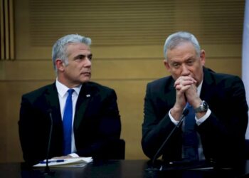 الكشف عن مساعي بين غانتس وساعر للترشح بالانتخابات المقبلة 