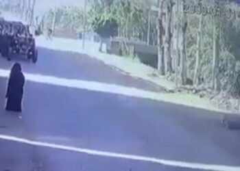 فيديو الست اللي رمت نفسها تحت الجرار بالدقهلية