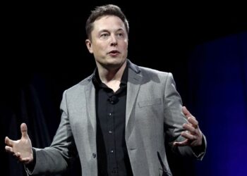 إيلون ماسك يكسر صمته على تويتر بهذه الصورة