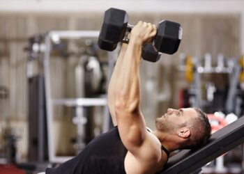 الإمارات.. شاب يقاضي ناديا رياضيا لسبب غريب