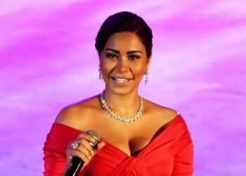 شيرين في إجازة بالساحل الشمالي بعد مقاضاة حسام حبيب