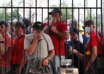 Champions League: Witnesses raise new questions about chaos of Paris final