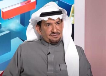 ظهر بجانب الملصق الدعائي.. كيف روج عبد الله السدحان لمسرحيته الجديدة؟