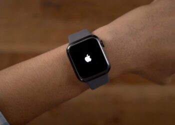 عيوب أمنية في Apple Watch … احذر