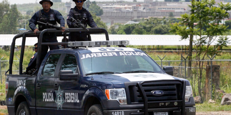 المكسيك.. اعتقال زعيم المخدرات "الخطير" كارو كينتيرو