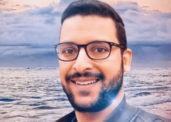 شقيقة الصيدلي المصري أحمد حاتم تكشف تفاصيل مؤلمة عن حياته